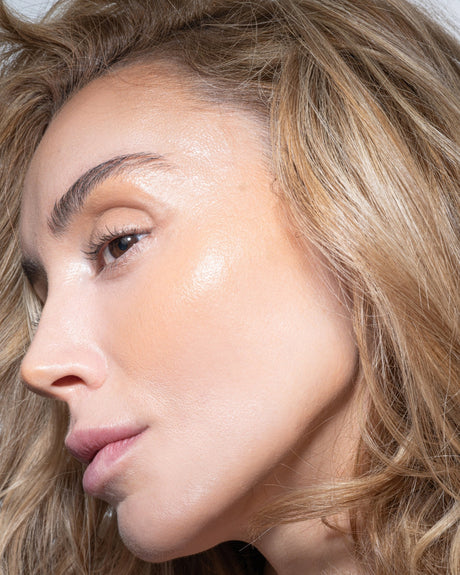 Контур на лице